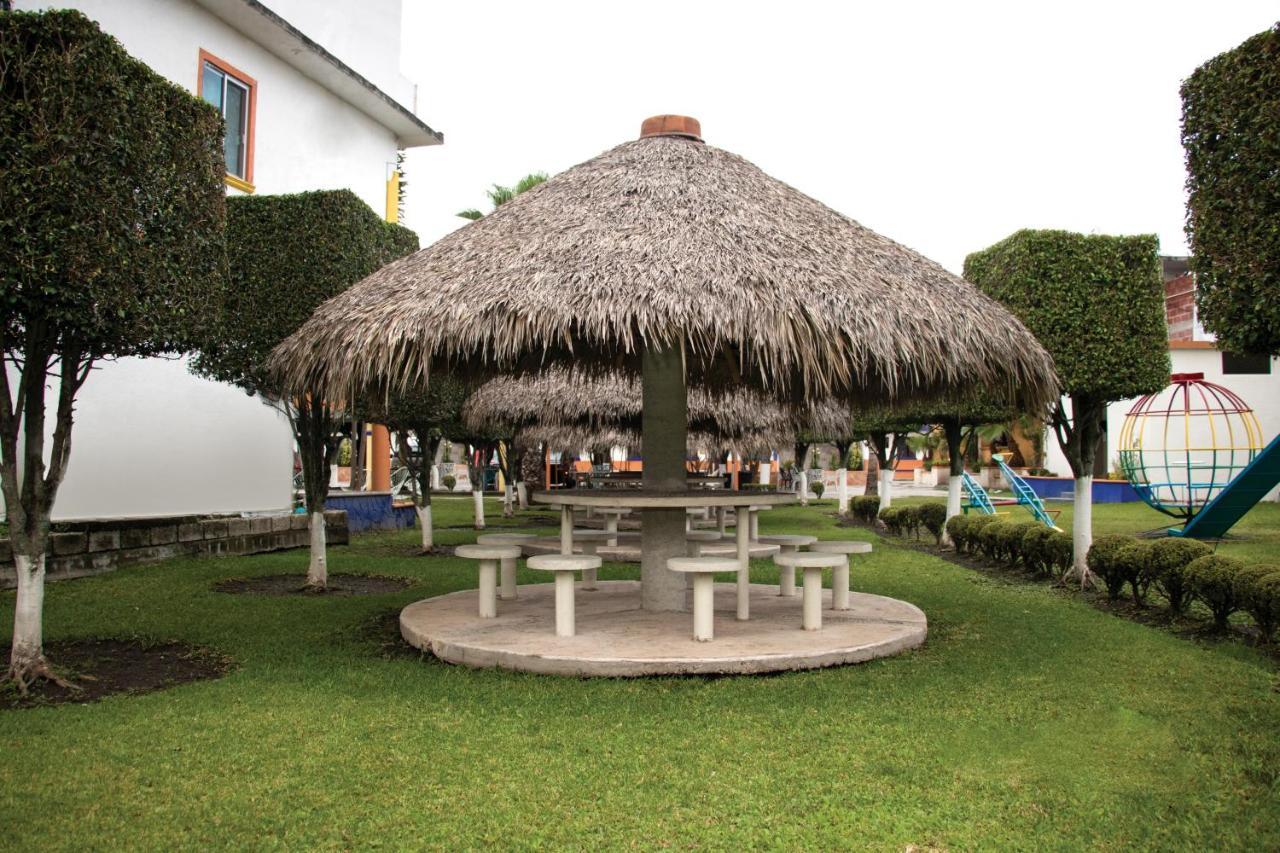 Hotel San Carlos Yautepec Zewnętrze zdjęcie