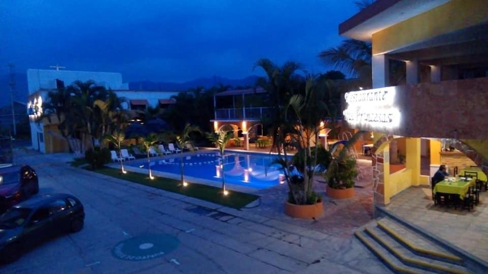 Hotel San Carlos Yautepec Zewnętrze zdjęcie